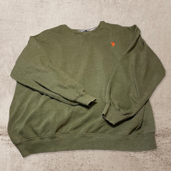 Men’s Polo Ralph Lauren army green pullover (sweatshirt material) - Picture 3 of 8